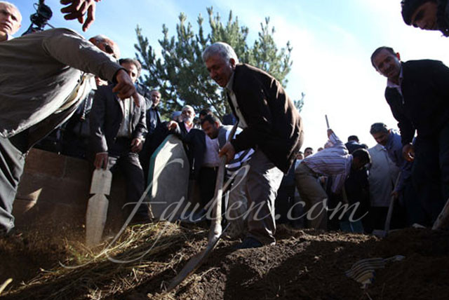 hasbi-gulen40