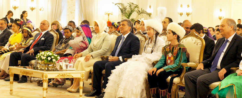 President Gül hosts Turkish Olympiad students in Ankara